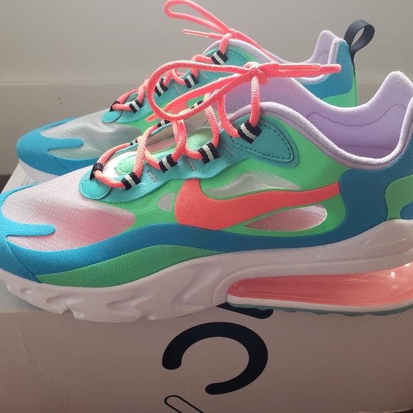 SOLD OUTSIDE OF POSH - Picture 2 of 5